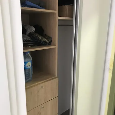 Beau Studio A Cote Du Rer Apartamento Noisiel